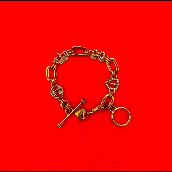 Juicy Couture Jewelry - Juicy Couture Bracelet with plenty of rhinestones!